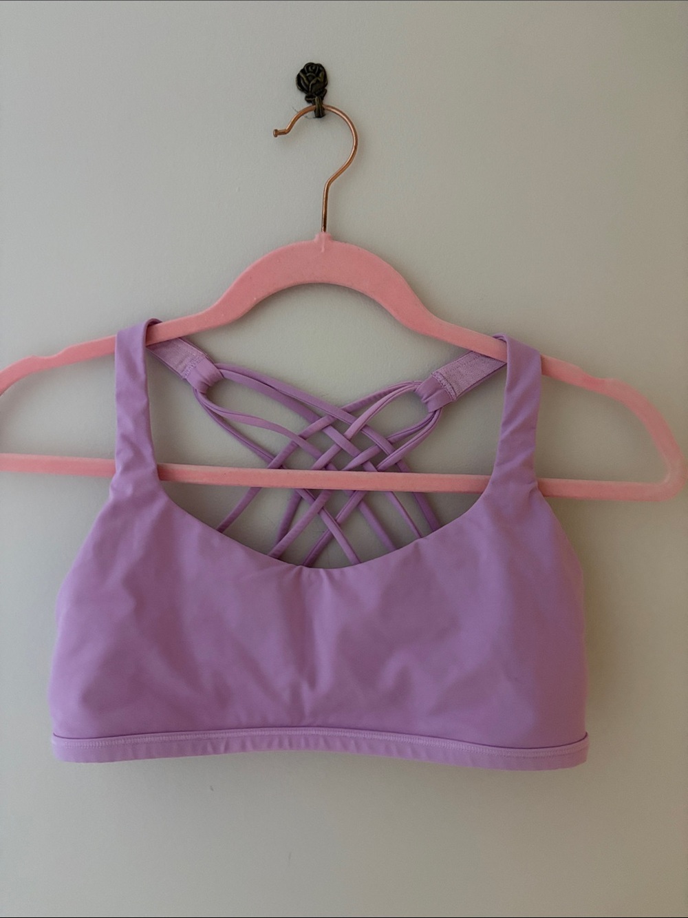 lululemon athletica Lavender Strappy Back Sports Bra